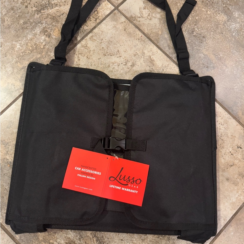 NWT LUSSO GEAR Kids Activity Lap Tray Travel Portable Black